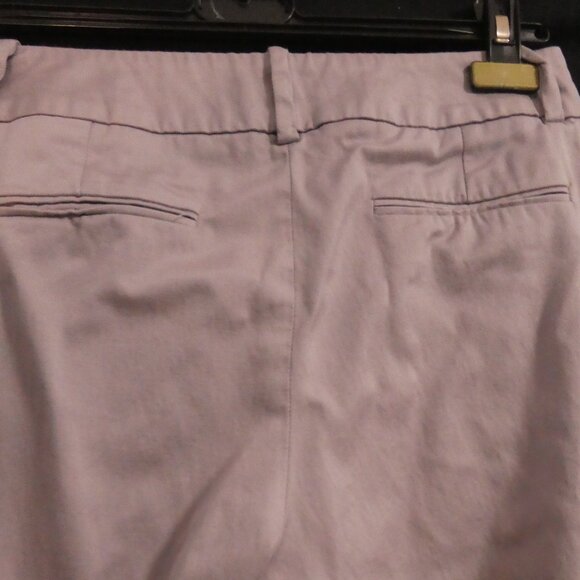 GUESS By Marciano | size 6 | Lilac Tailored Pants | Double Hook and Zip Closure - Picture 11 of 15